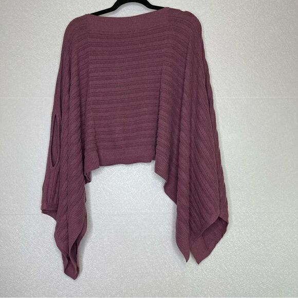 Lululemon Forward Flow Poncho Plumful One Size - Picture 4 of 5